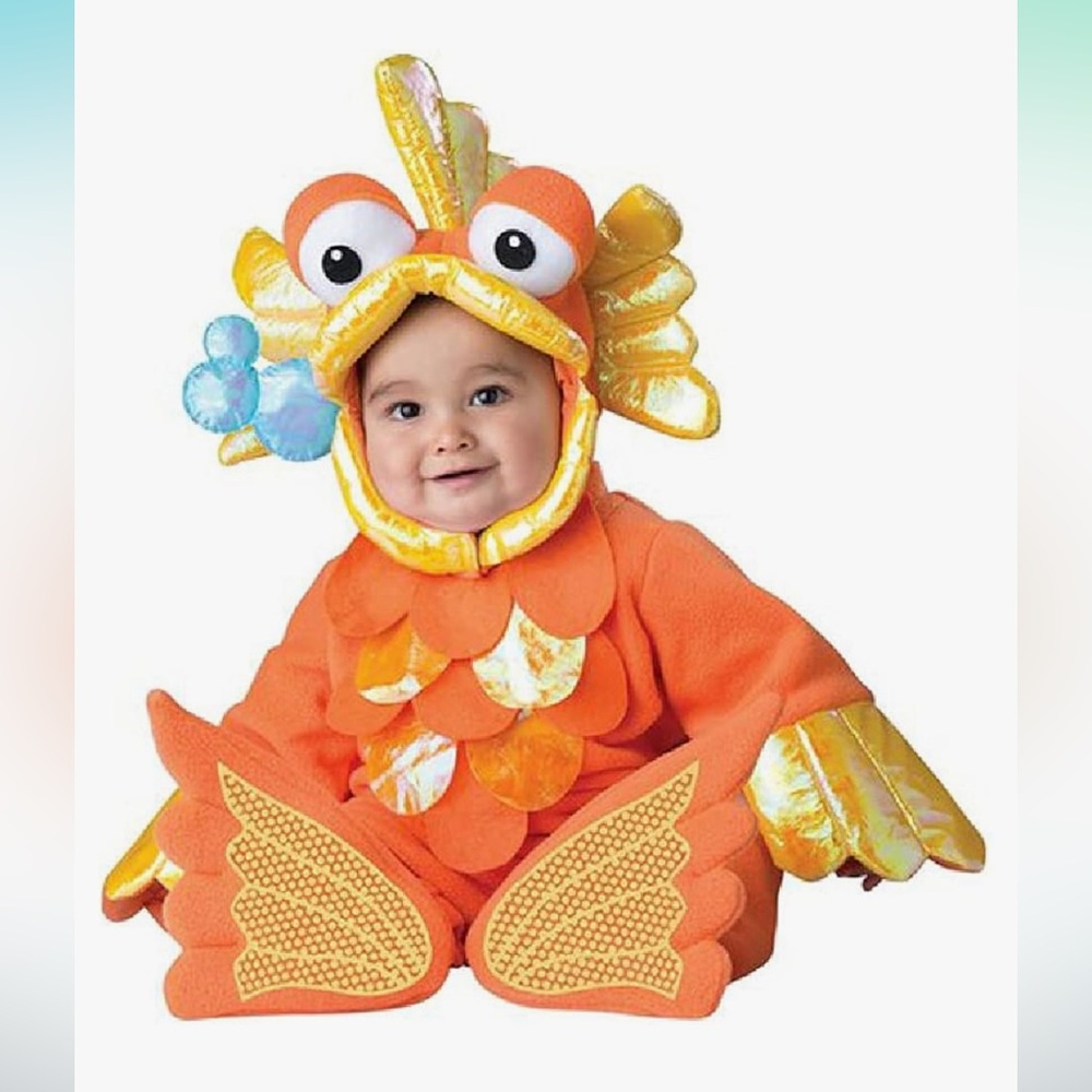 In character size XS giggly goldfish Halloween costume.